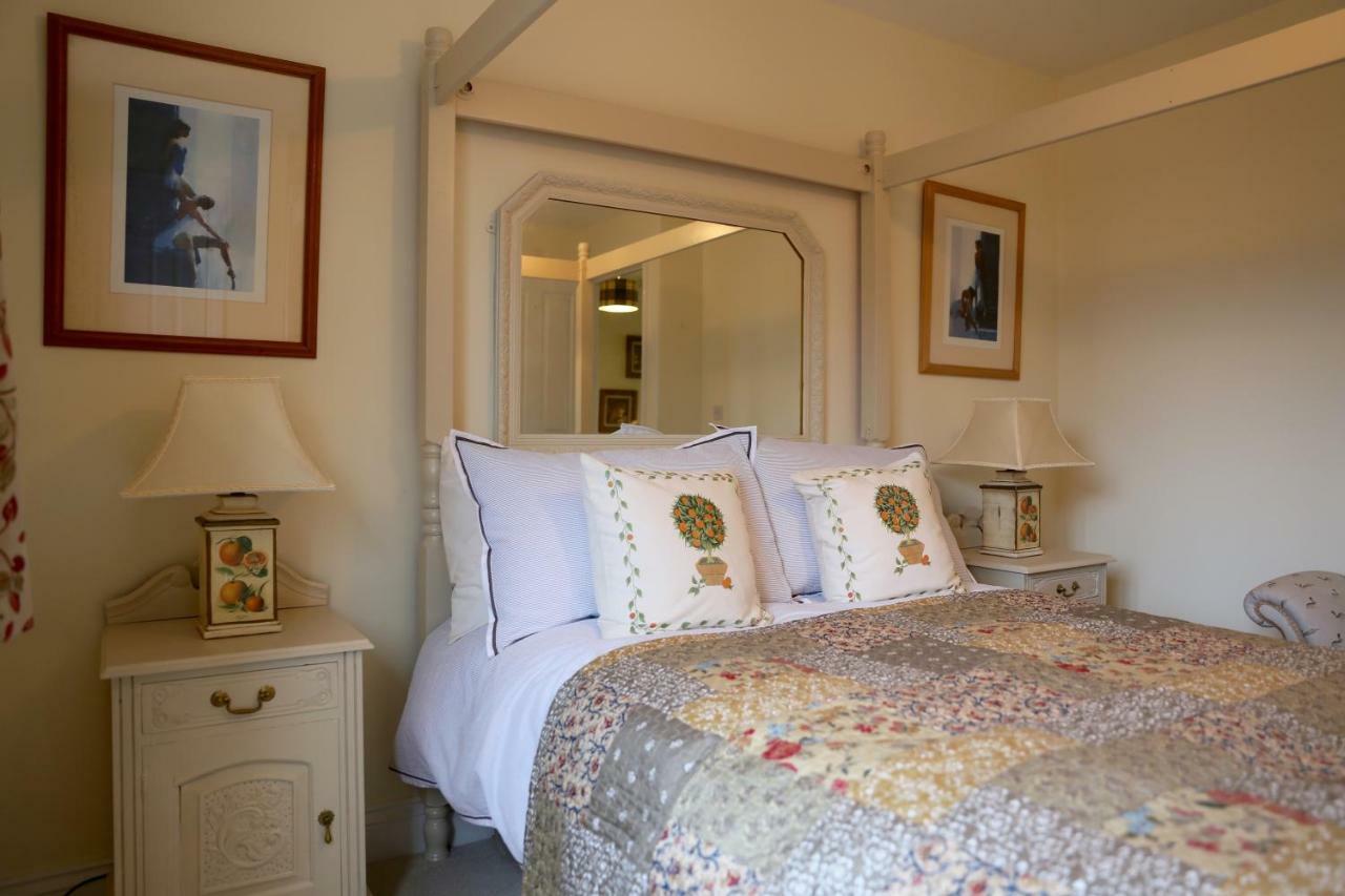 Harlequin B&B Ledbury Exterior photo
